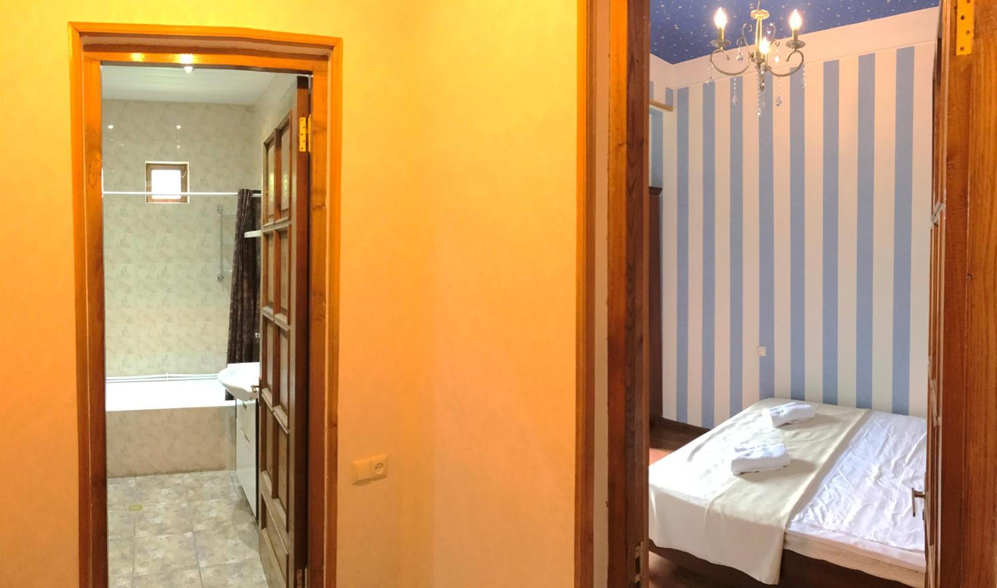 Hotel Kalanga Tiflis Oda fotoğraf