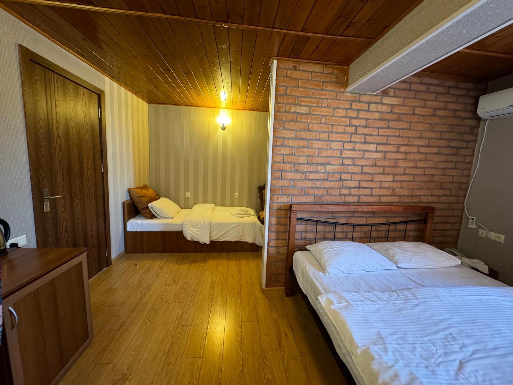 Hotel Kalanga Tiflis Dış mekan fotoğraf