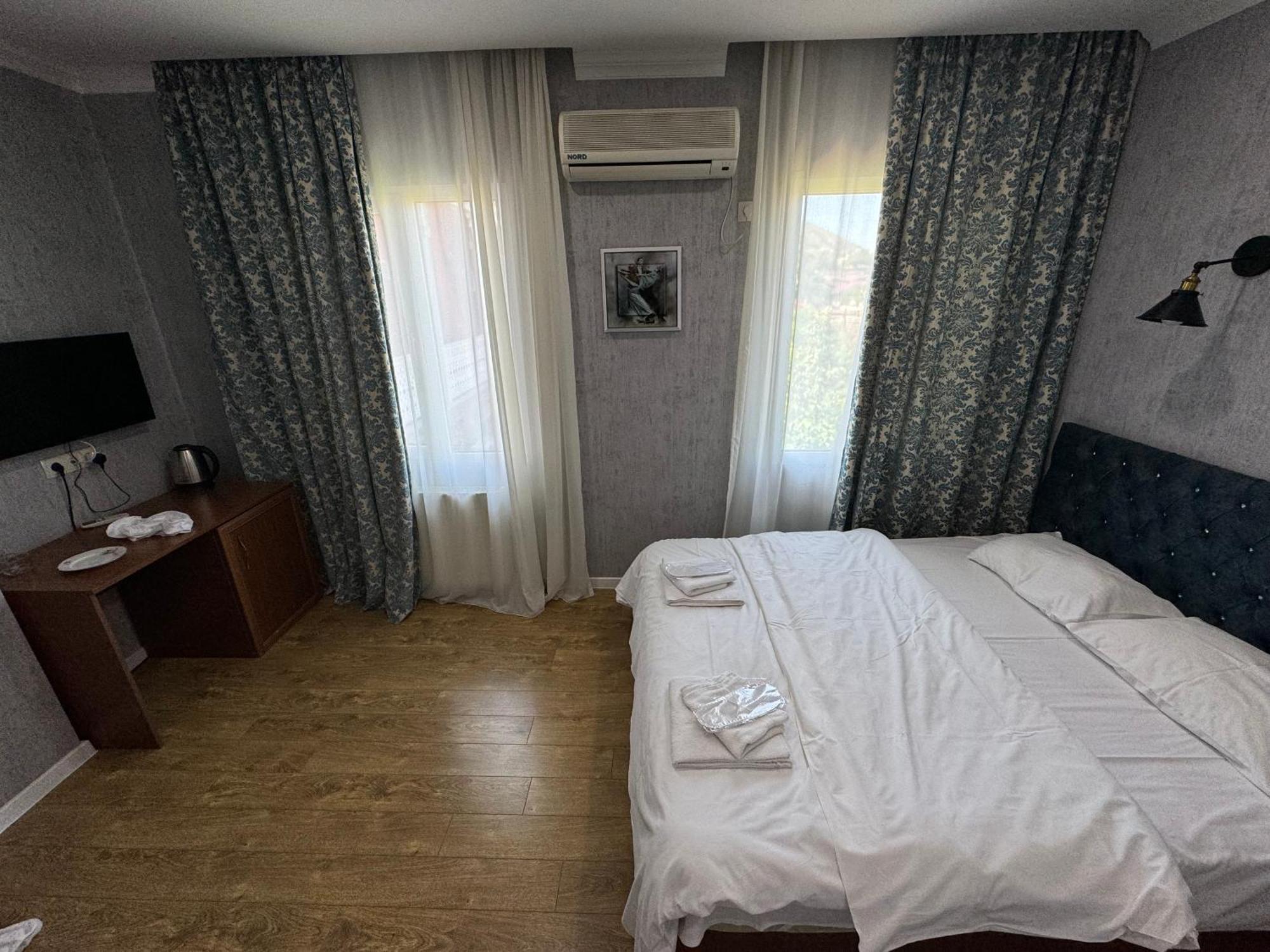 Hotel Kalanga Tiflis Dış mekan fotoğraf